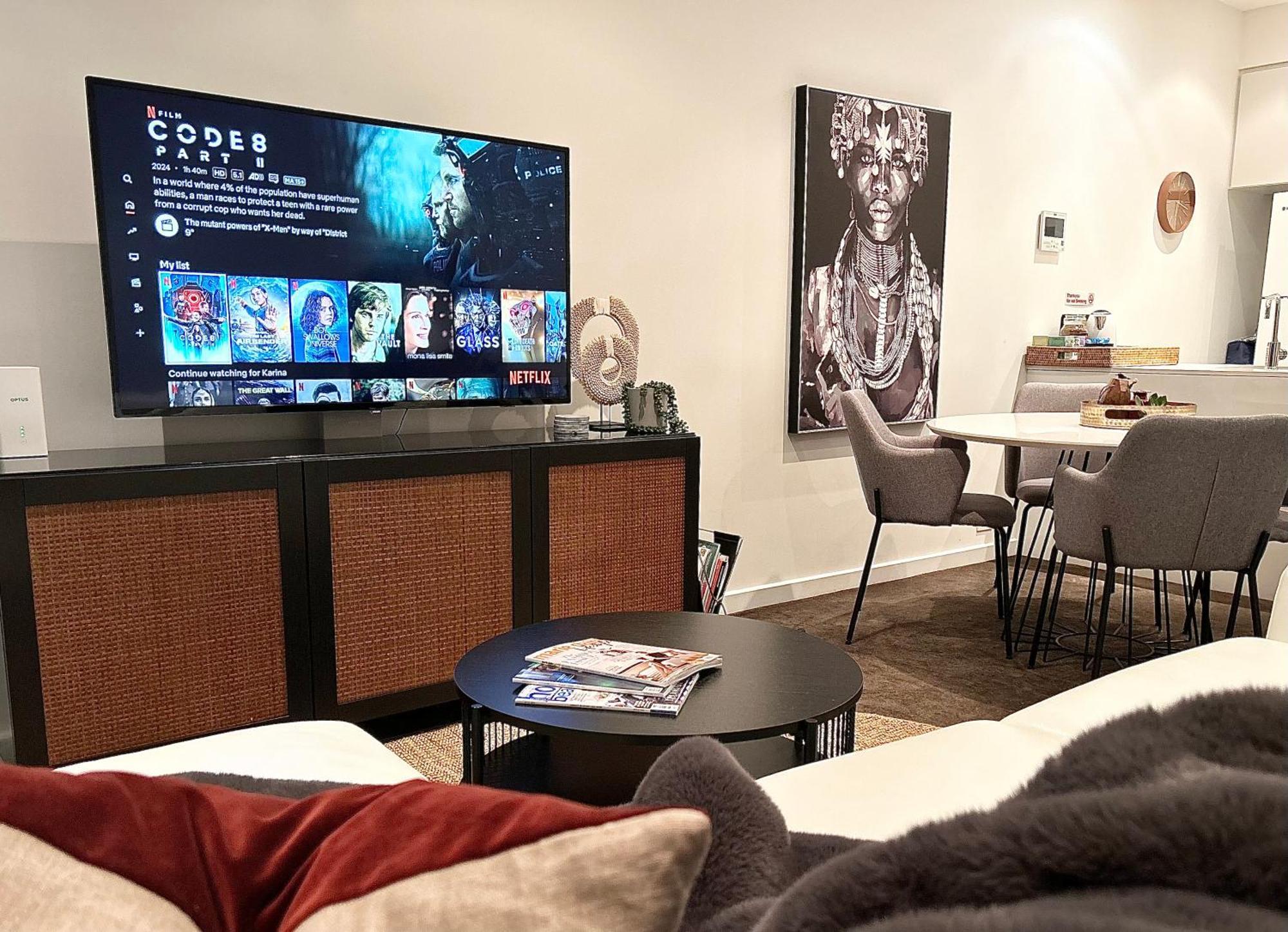 Lux 2br On Hindmarsh Sq-pool-gym-sauna-parking Adelaide