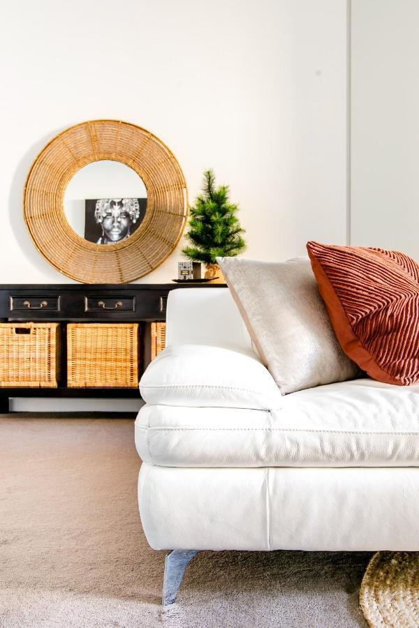 Apartment Lux 2br On Hindmarsh Sq-pool-gym-sauna-parking *