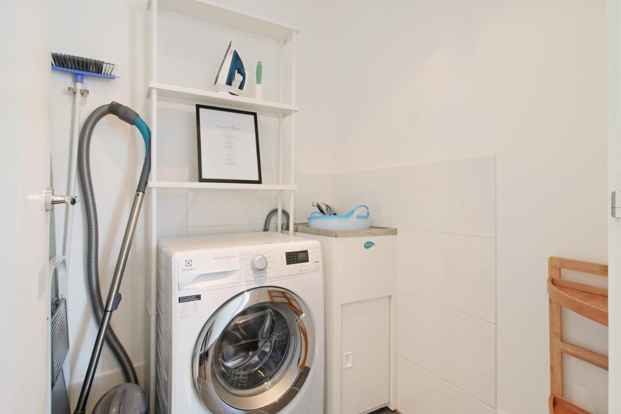 Apartment Lux 2br On Hindmarsh Sq-pool-gym-sauna-parking *